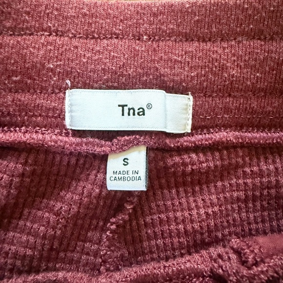 TNA Wafflex Jogger Pants S | Burgundy Lounge Fall Staple - Picture 4 of 6